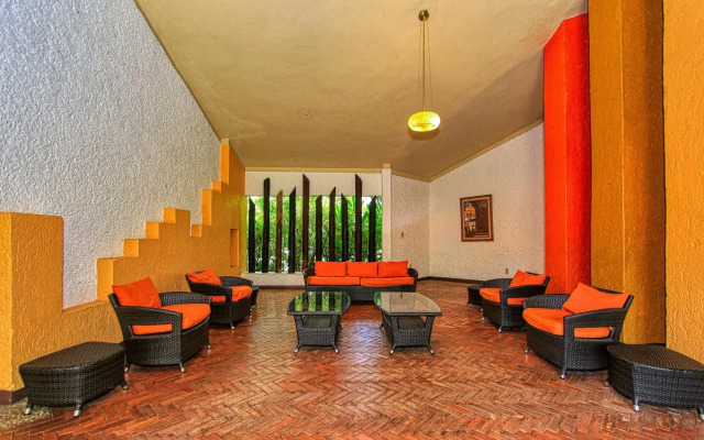 Hotel Ciudad Real Palenque