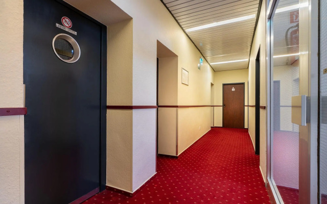 Hotel Leonet