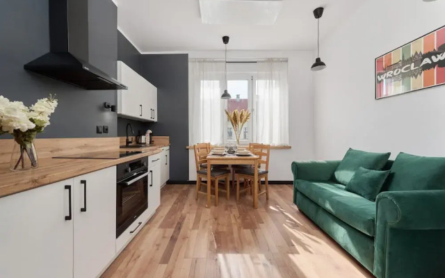 Norwida Apartment Wroclaw by Renters