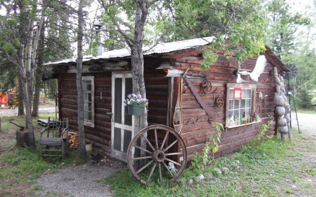 Six Mile River Resort