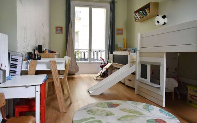 Spacious Parisian Family Apartment