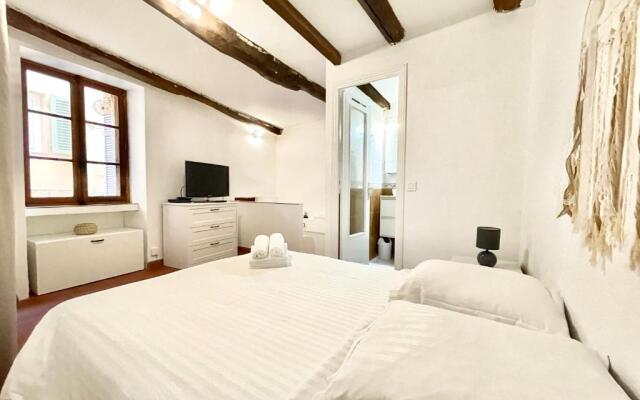 Acquassoma 2 pieces Vielle Ville
