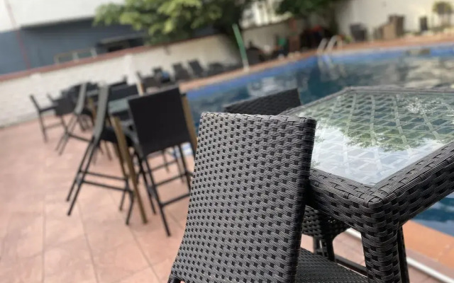 Novatel Hotel