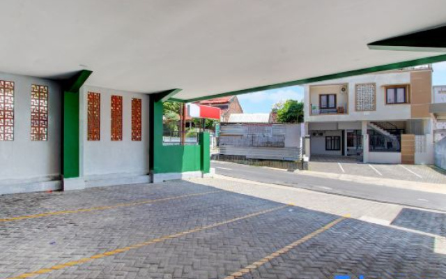 OYO 95180 Enshe Guest House Syariah