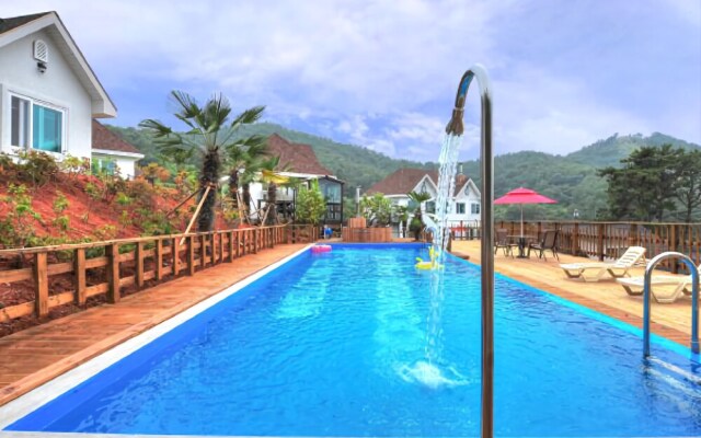 Yeosu Odongdo Pension