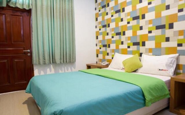 Travelers Inn Bandung by RedDoorz