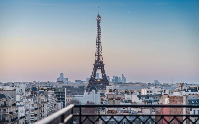Sax Paris, LXR Hotels & Resorts