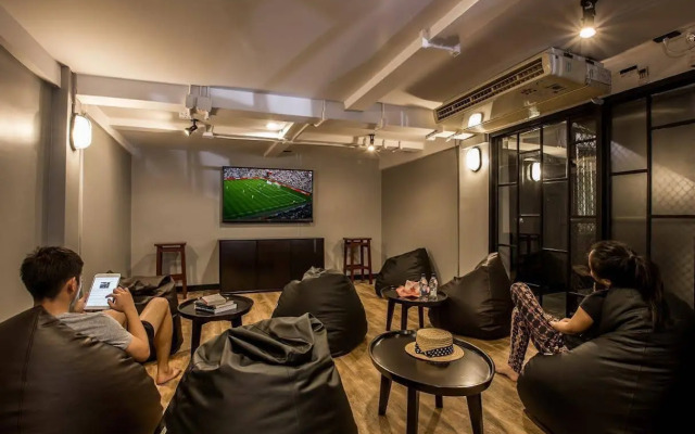 Jellybean The Blocks Hostel Sukhumvit 10