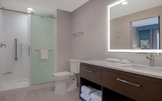 Home2 Suites By Hilton Thunder Bay