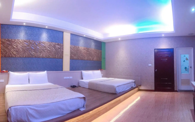 Maple Love Motel