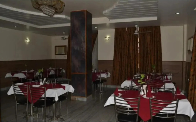 Vishal Hotel