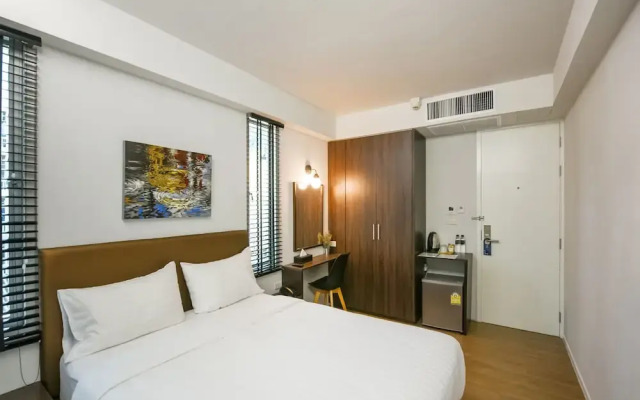 Kitzio House Hotel