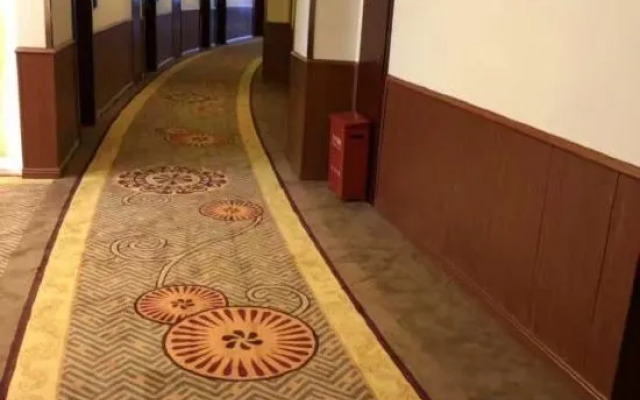 Jingyun Business Hotel