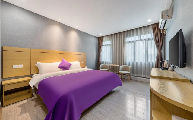 Ying Feng Yuan Hotel