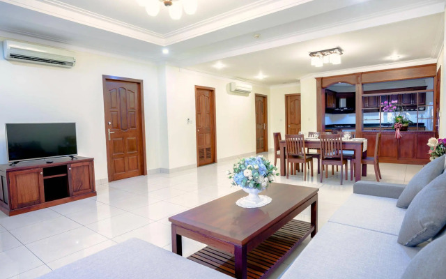 Hampton Hotel & Apartment