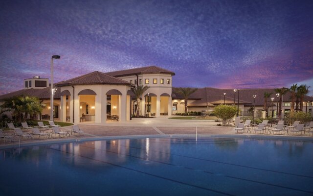 Spacious Getaway With Pool, Near Orlando Parks