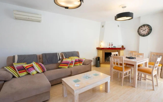 Marina Bella 1F Menyber