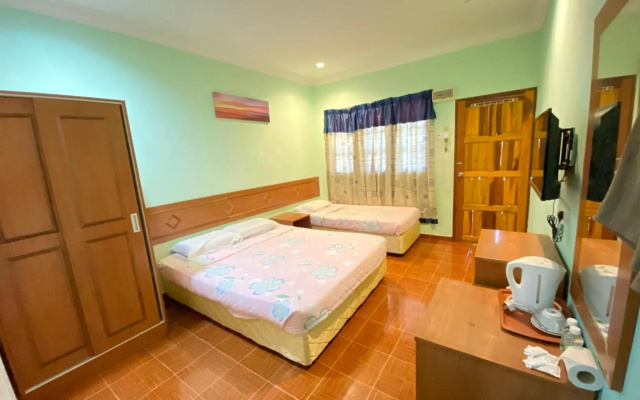 Purnama Beach Resort – Guest Rooms – Pangkor Laut