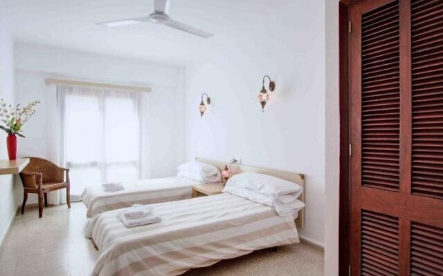 Hostal Paris