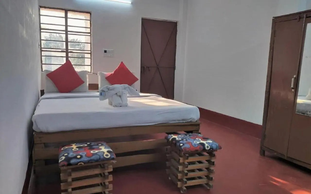 STAYMAKER Gharana Resort