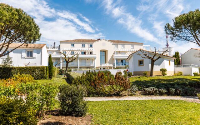 Les Hautes Folies 15111