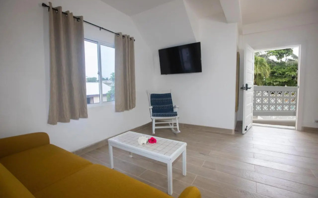 Kokomo Beach Suites