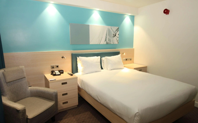 Hampton by Hilton London Docklands