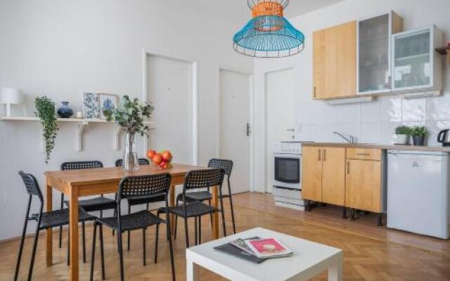 Apartments Stepanska 36