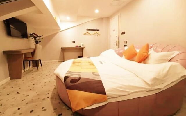 Shell Hotel Shanghai Jinshan Wanda Plaza