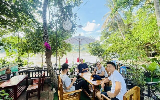 Anisa Mekong Riverside Villa