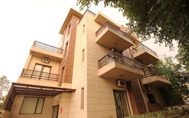 OYO 6558 SD Royal Inn