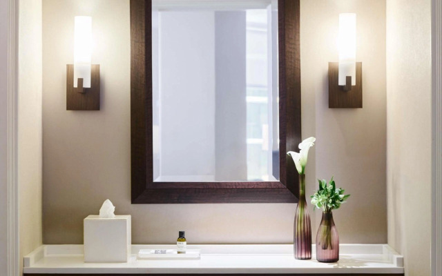 Fairmont Chicago at Millennium Park