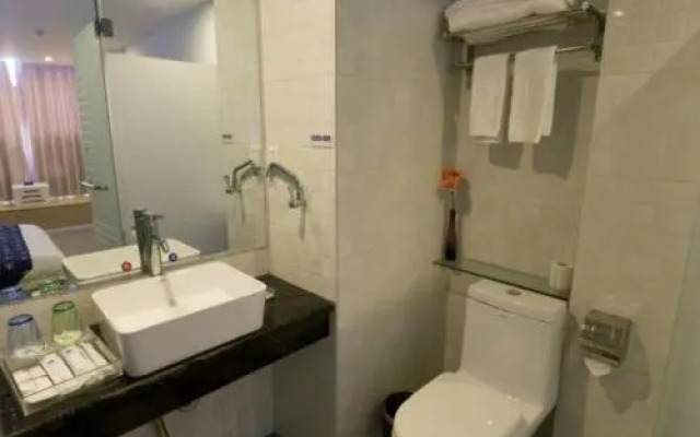 Yangjiang Zhapo Yacht Holiday Hotel