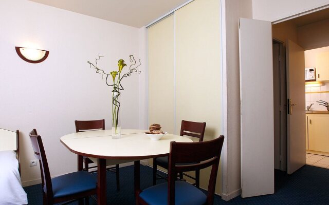 Appart'City Poissy