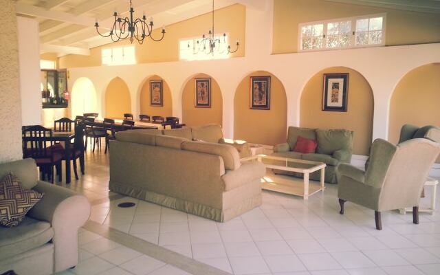 Albion Manor