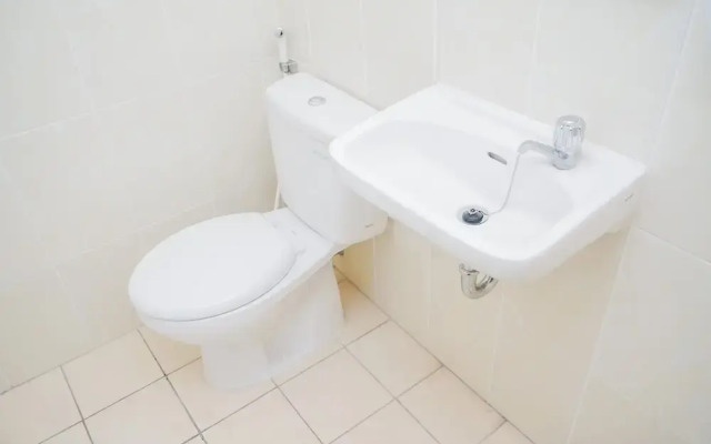 Comfort Studio Apartment M-Town Residence