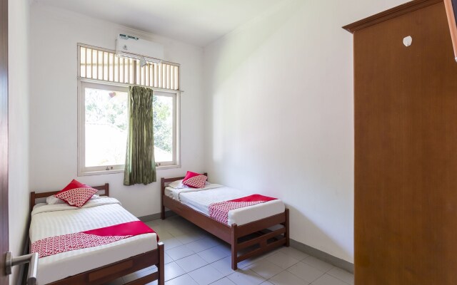 OYO 883 Pavo Resort