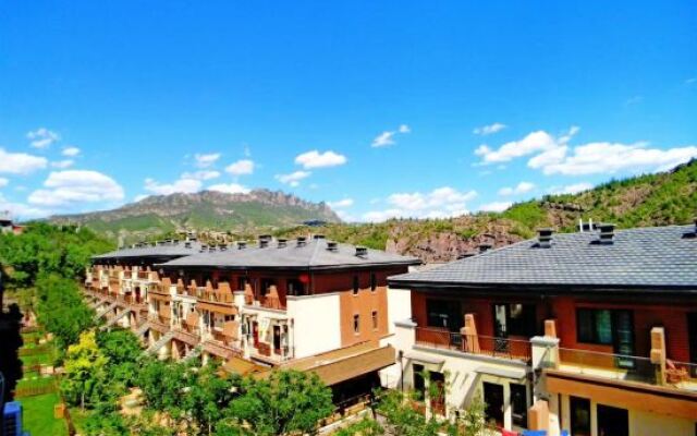 Mingtang Linshui Inn