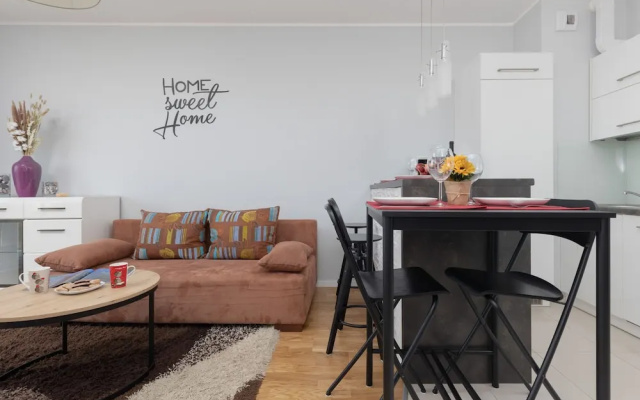 Warsaw Apartment Young City by Renters