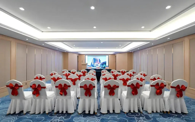 Vienna International Hotel (Urumqi International Airport)