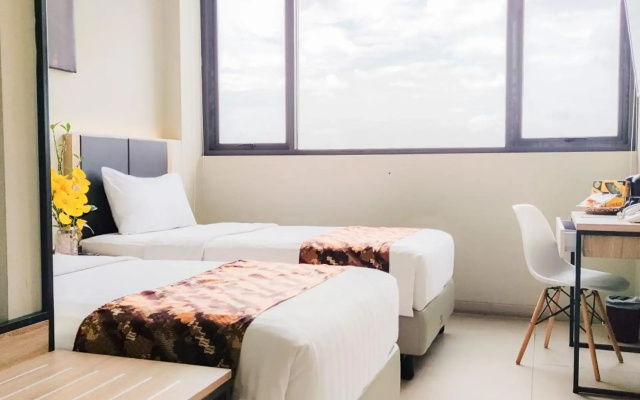 Front One Harvest Hotel Wonosobo