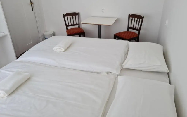 Hostel Imperia