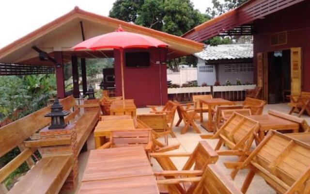 Tamarind Grand Resort Mae Sariang