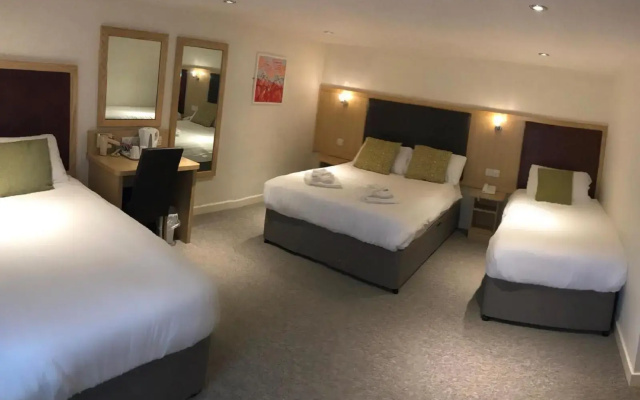 St Ives Hotel
