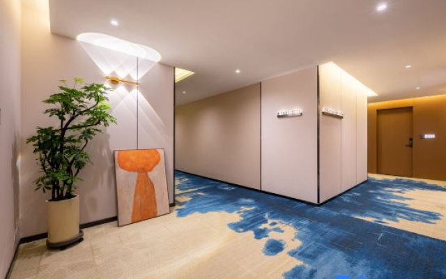World Smart Hotel (Shandong Jianzhu Daxue Xueshan Wandaguangchang)