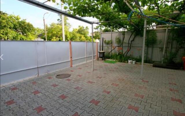 Guest House na Trudyashikhsya 249