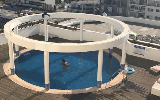 Finikoudes Luxury Apartments