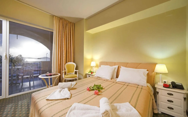 Angelika Pallas Hotel