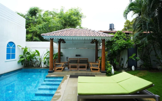 Villa Bauhinia - 5bhk With Pool 10 Mins to Beach
