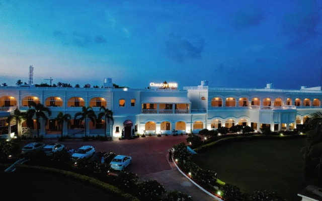 OYO 3010 Chanakya BNR Hotel